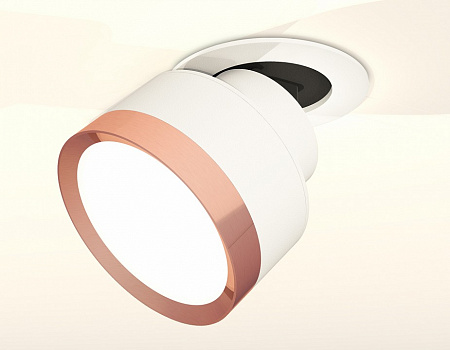 Встраиваемый светильник на штанге Ambrella Light XM XM8101504 Встраиваемый светильник на штанге Ambrella Light XM XM8101504