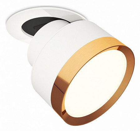 Встраиваемый светильник на штанге Ambrella Light XM XM8101503 Встраиваемый светильник на штанге Ambrella Light XM XM8101503